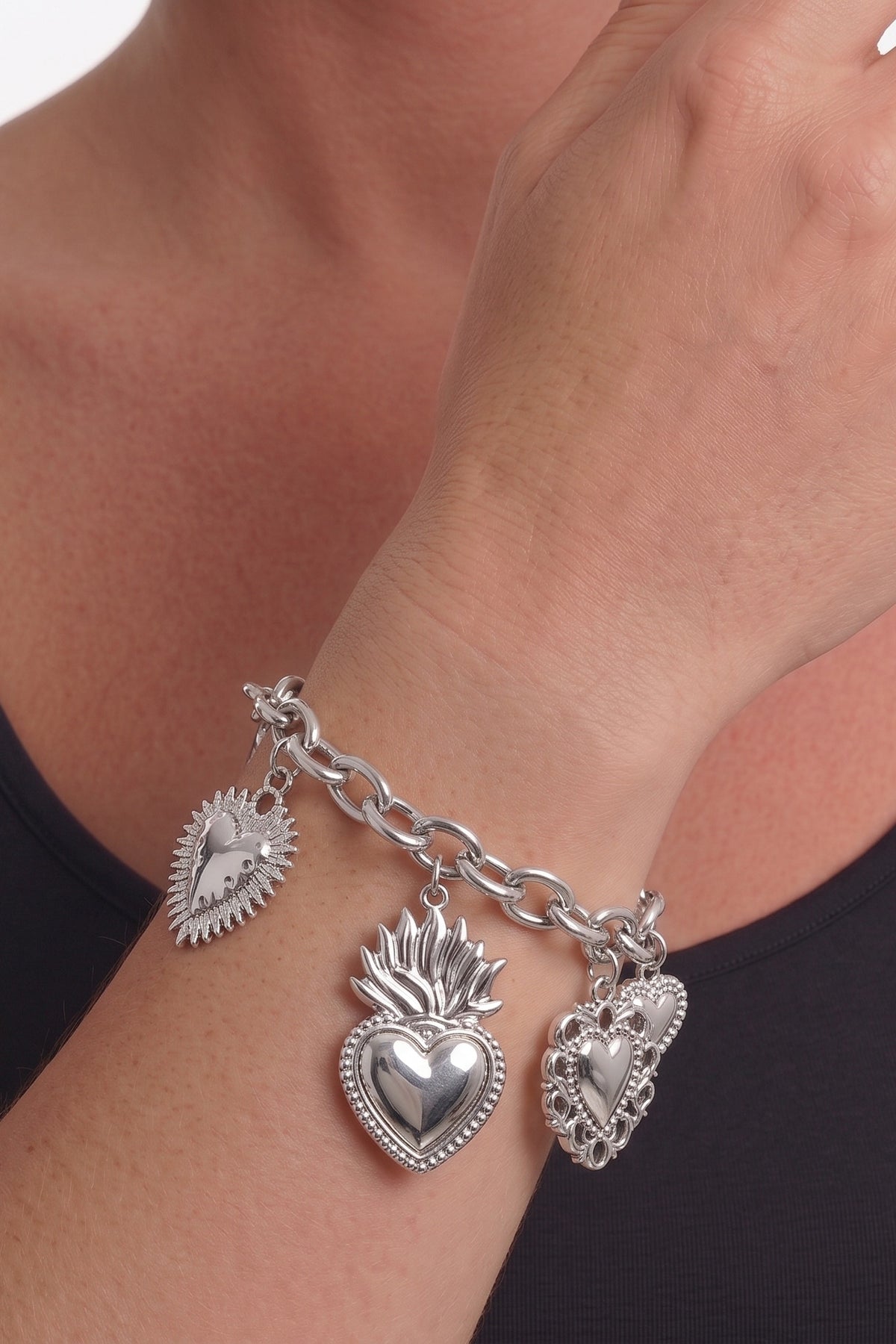 Bracciale Cuore Sacro — packshot e-commerce Angel's Club Roma